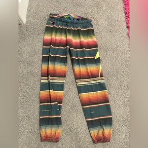 Av sweats size large